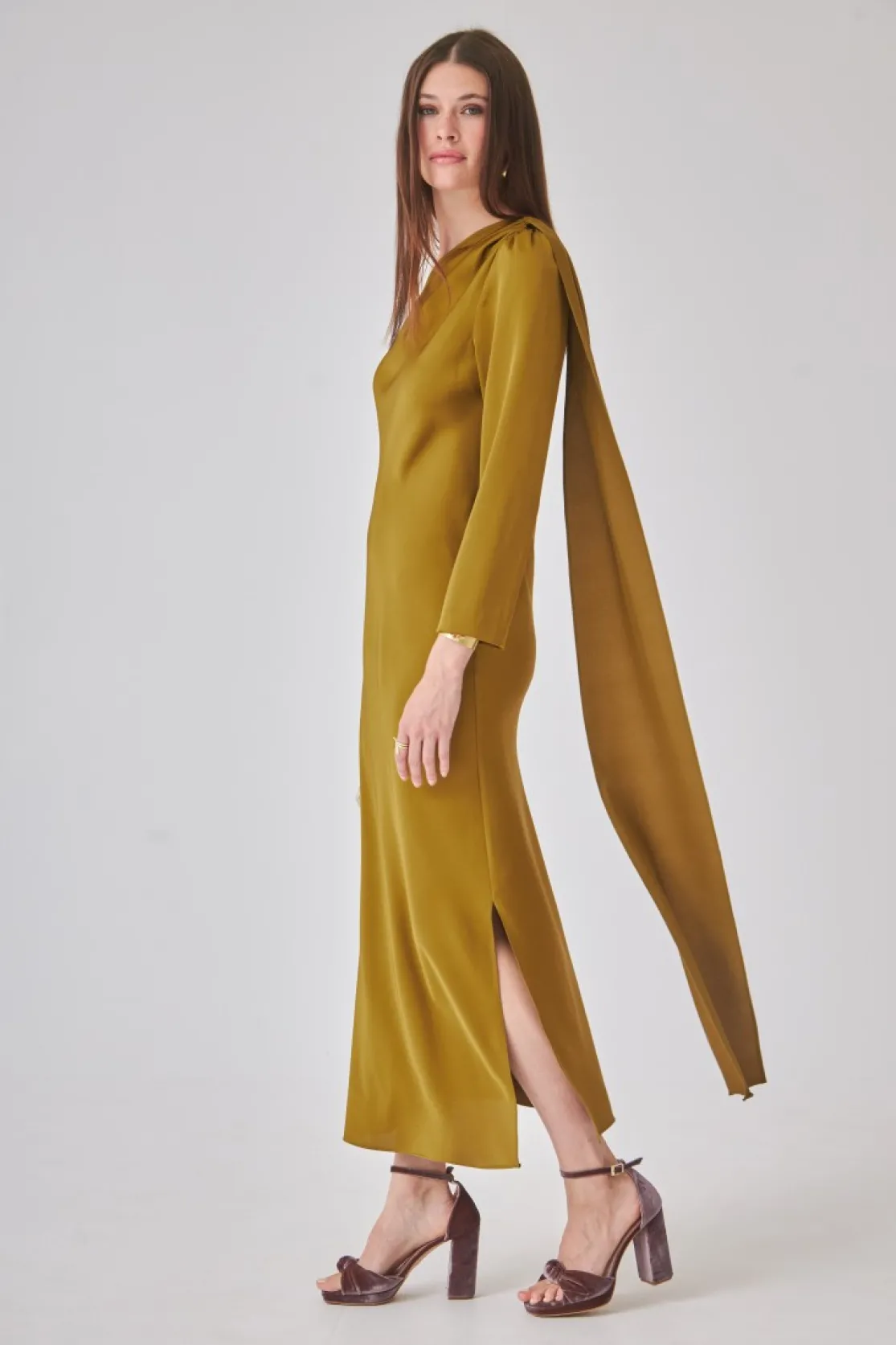 Vestido Ashan Oliva | *Coosy Fashion